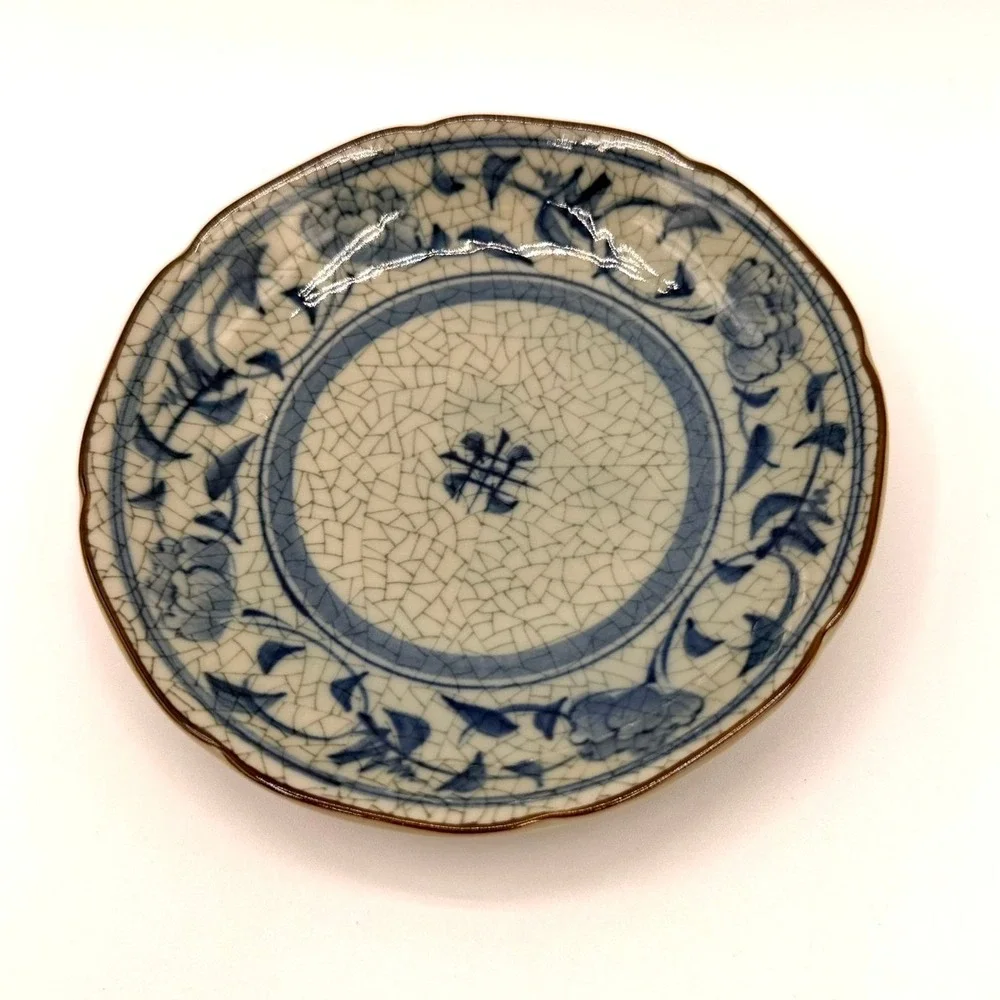 Matsumine Kiln Japanese Blue White Crackle Glaze Floral Ceramic Saucer Plate